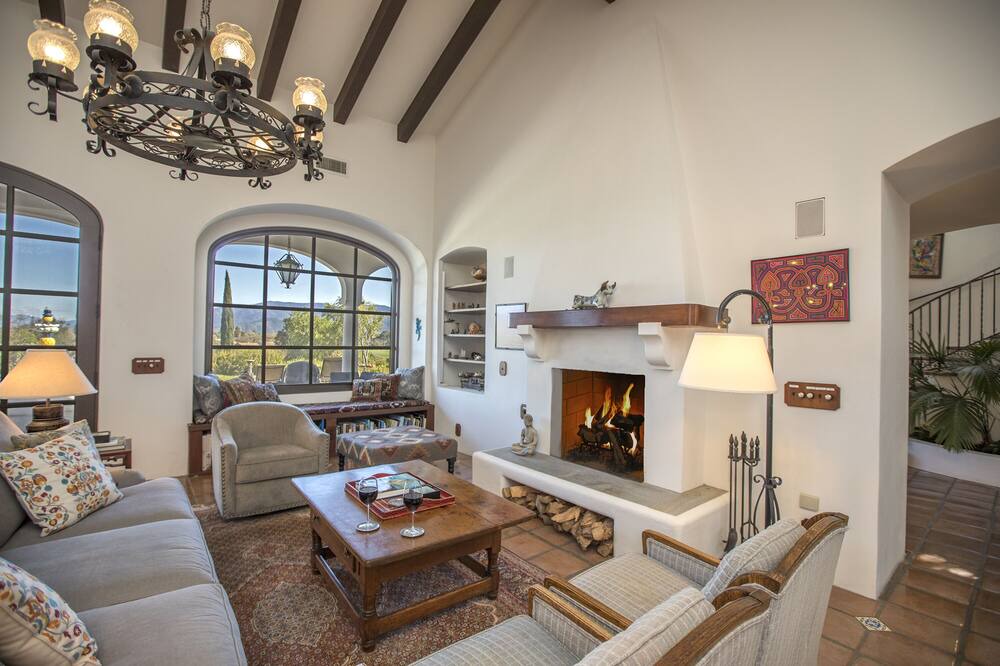 Photo of Livingroom in Santa Ynez