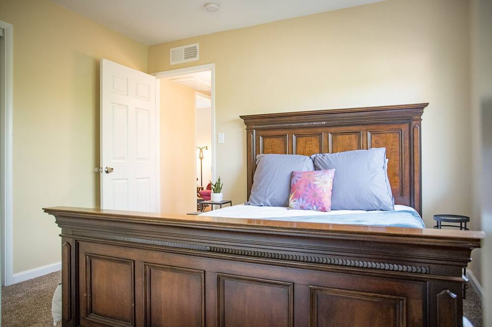 Photo of Bedroom in Visalia