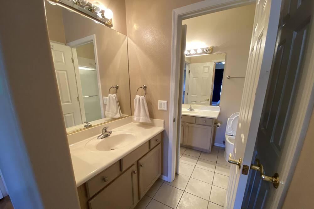 Photo of Bathroom in Summerlin West