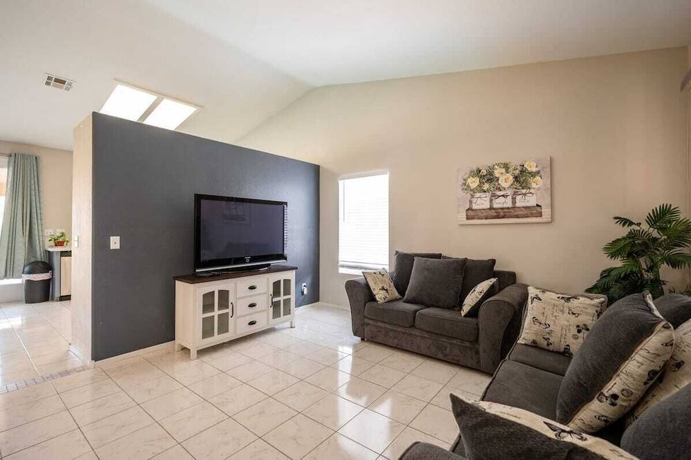 Photo of Livingroom in North Las Vegas