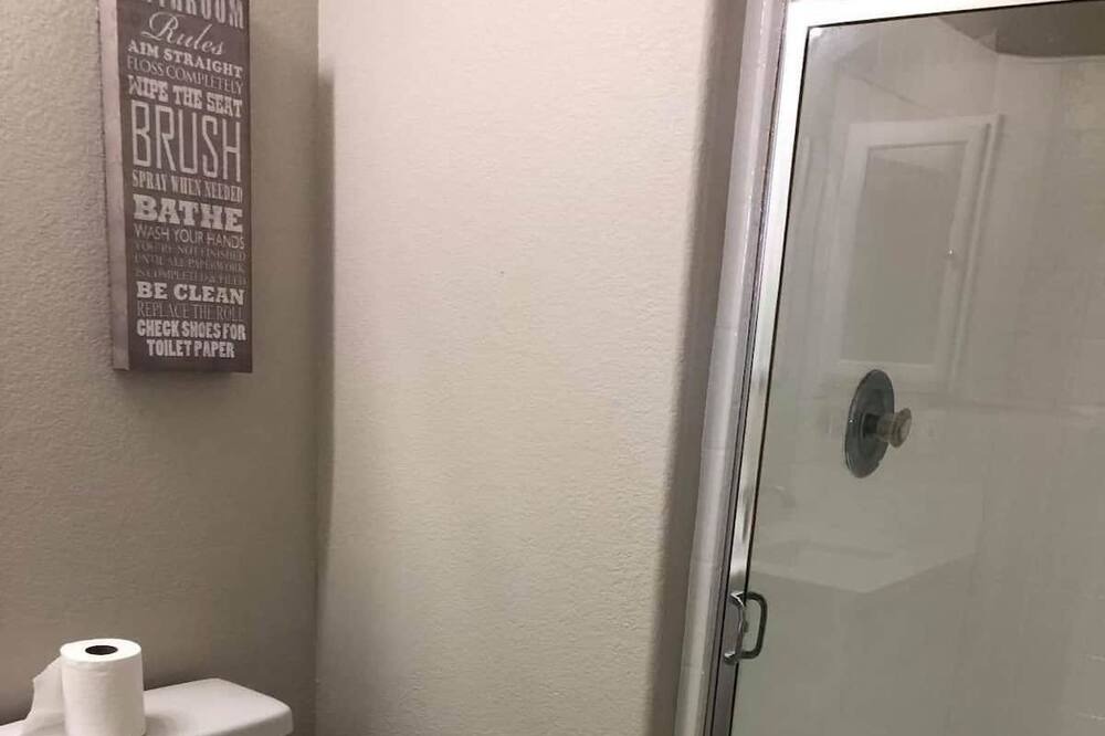 Photo of Bathroom in North Las Vegas