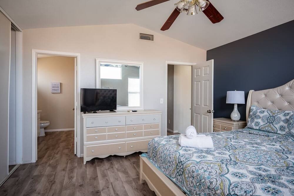 Photo of Bedroom in North Las Vegas