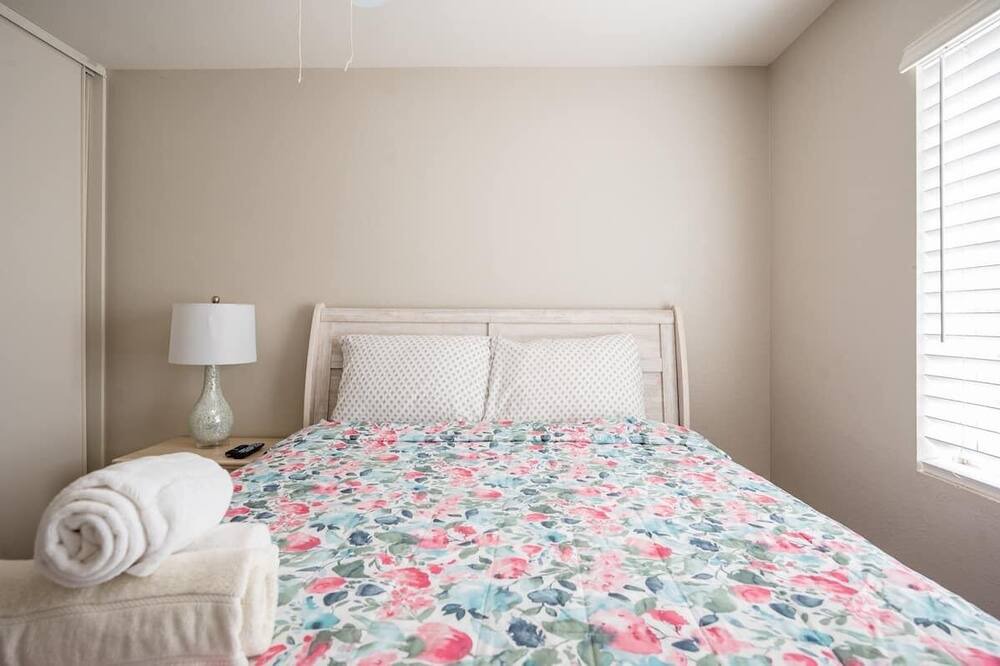 Photo of Bedroom in North Las Vegas