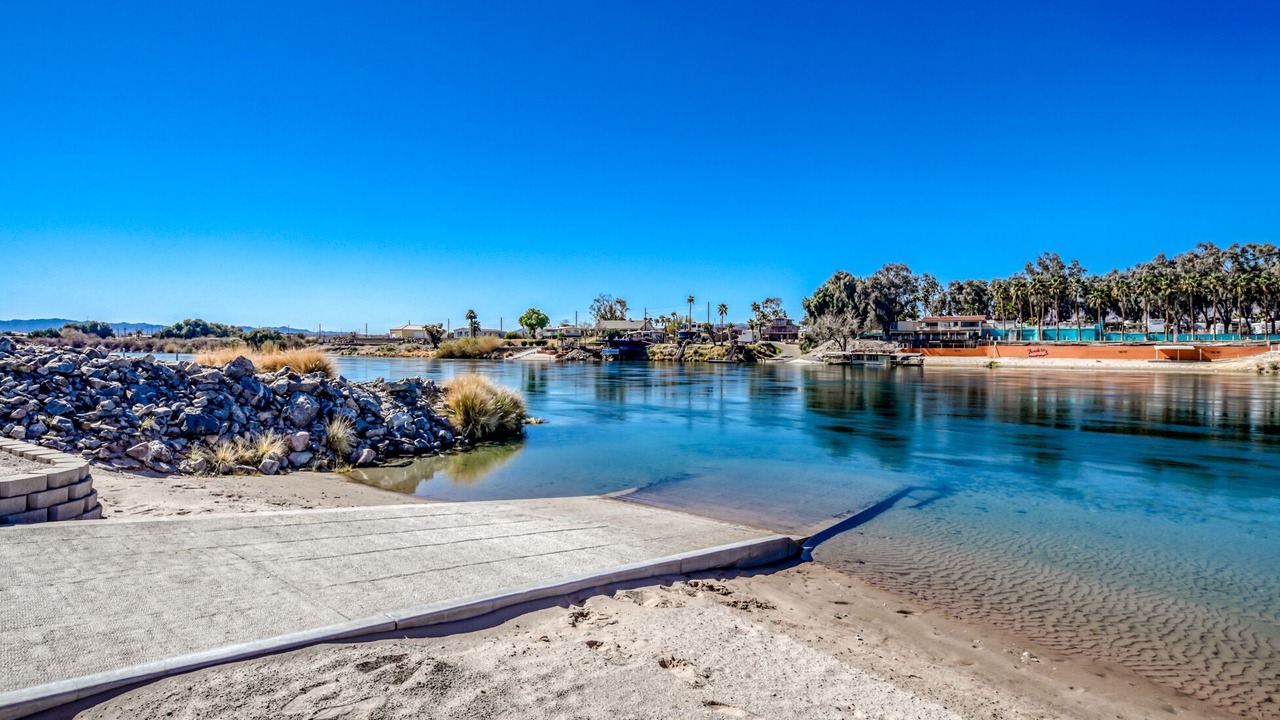 Photo of Others in Colorado Shores