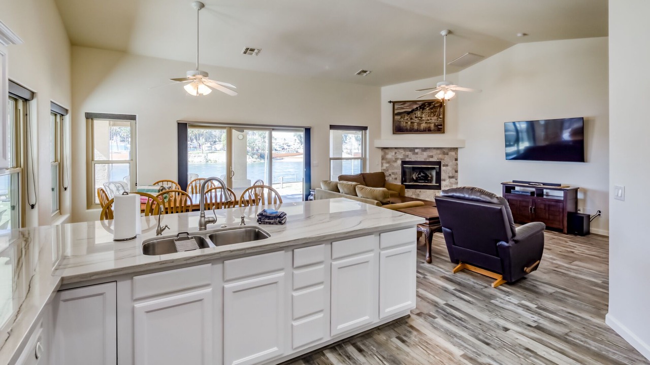 Photo of Kitchen in Colorado Shores