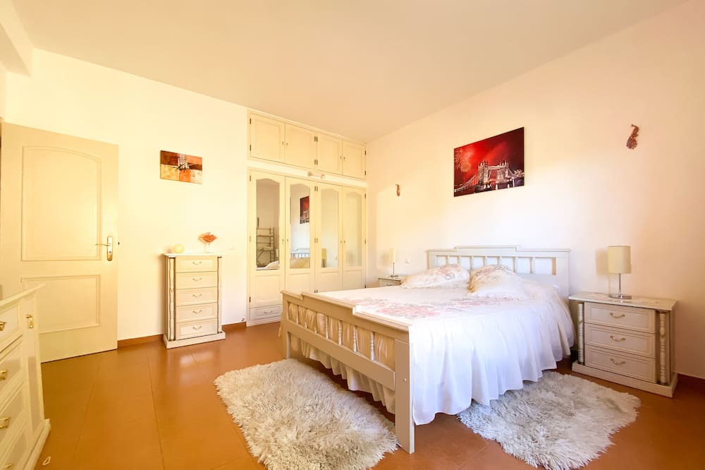 Photo of Bedroom in Monchique