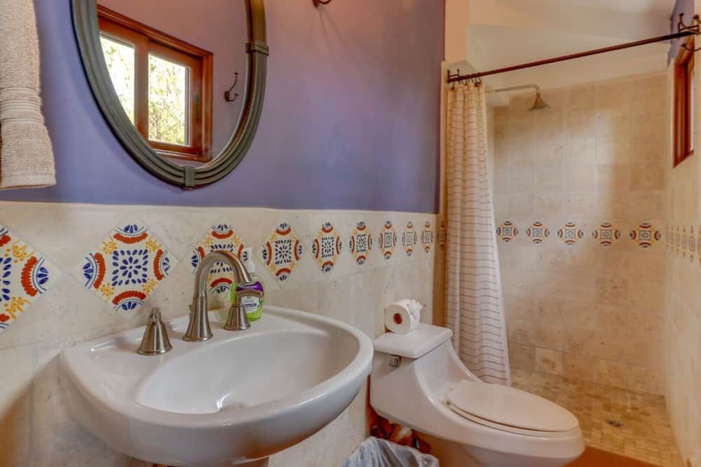 Photo of Bathroom in Playa La Redonda