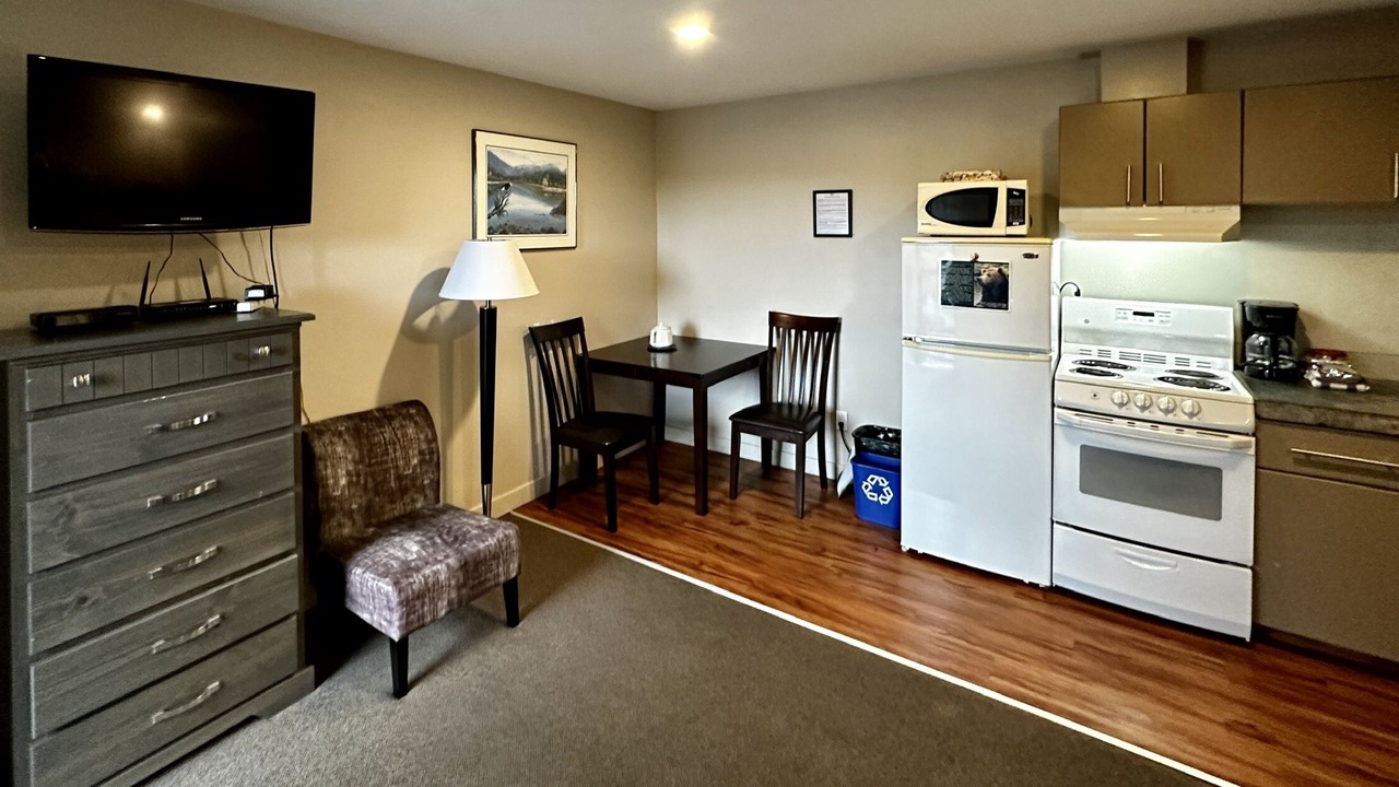 Photo of Bedroom in Ucluelet