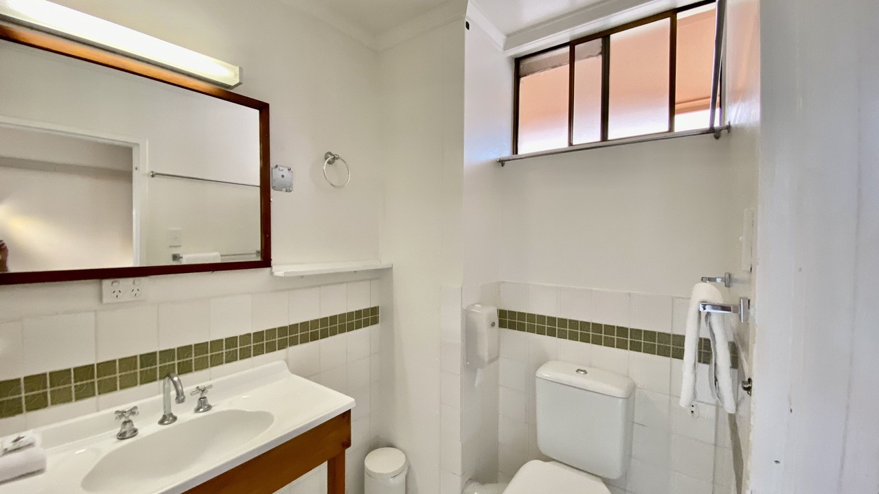 Photo of Bedroom in Mermaid Beach