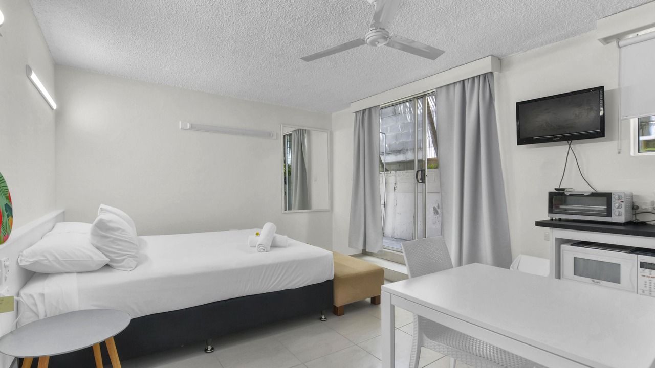 Photo of Bedroom in Mermaid Beach