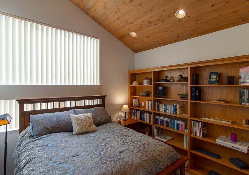 Photo of Bedroom in Marine Terrace