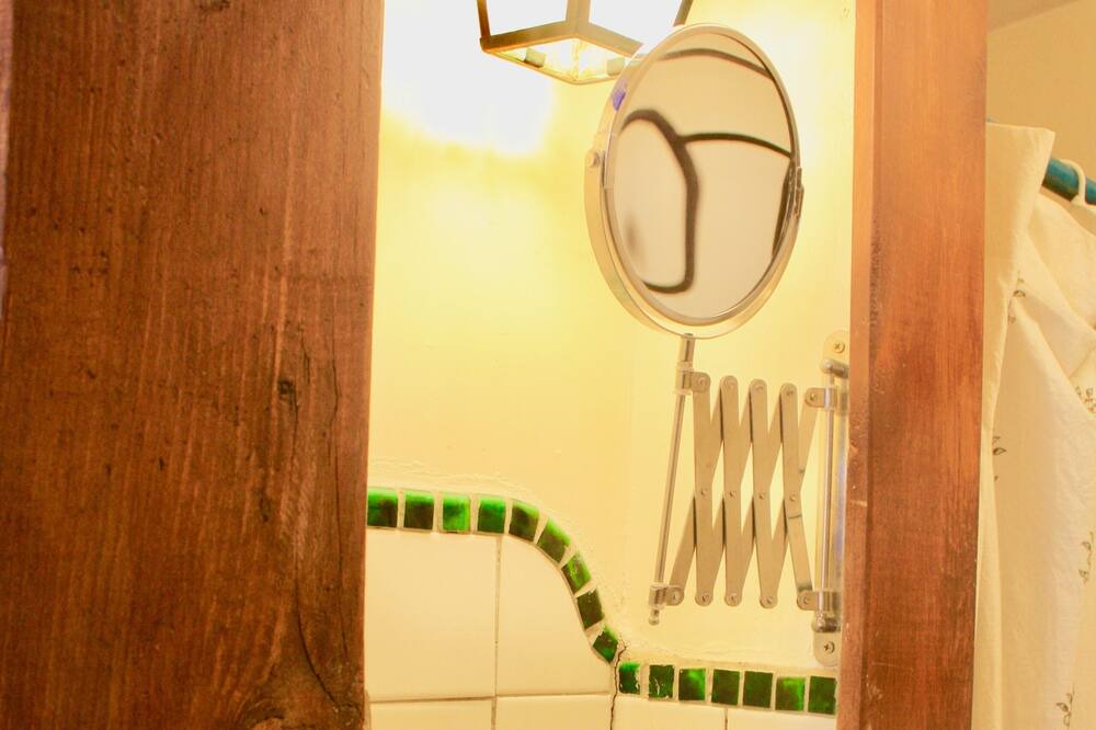 Photo of Bathroom in Val Verde