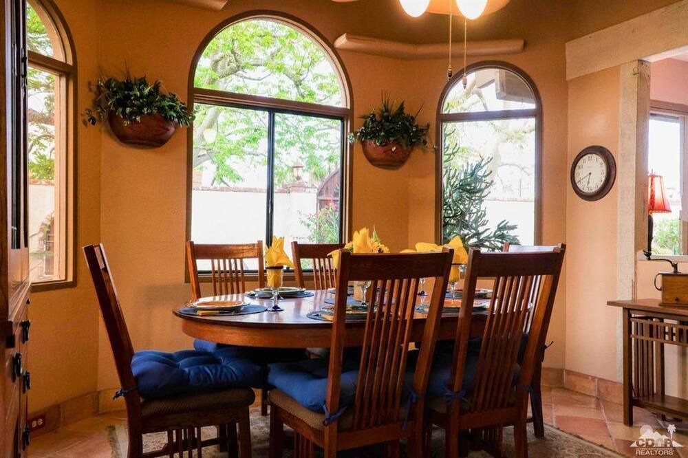 Photo of Kitchen in Palm Desert