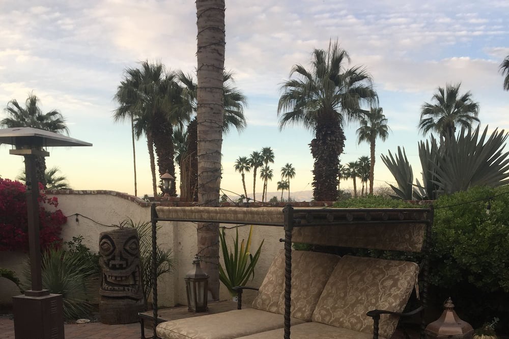 Photo of Patio Balcony in Palm Desert
