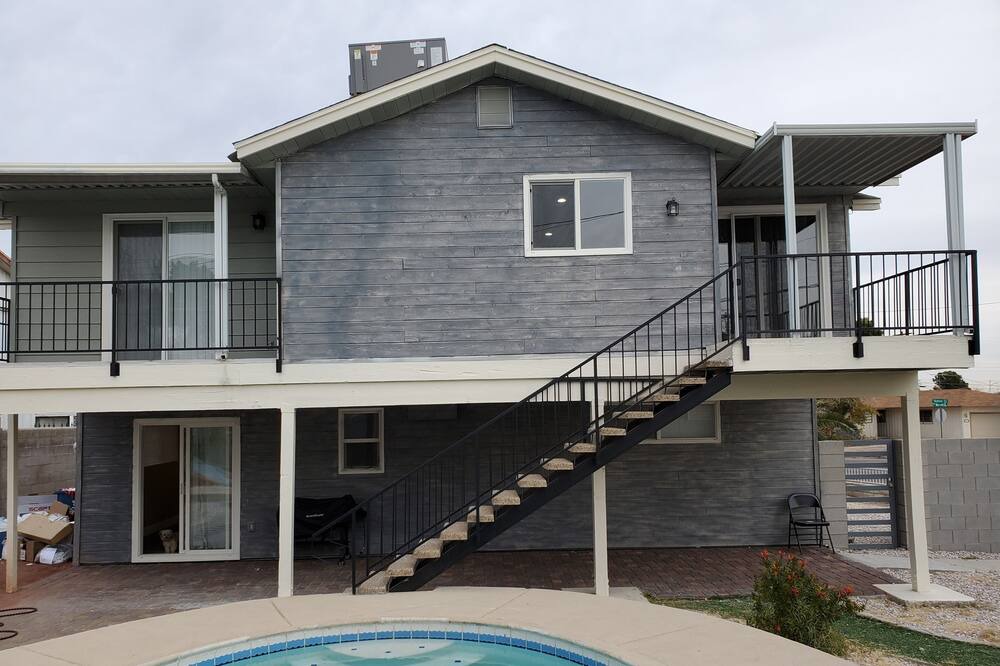 Photo of Outdoor in Rancho Oakey
