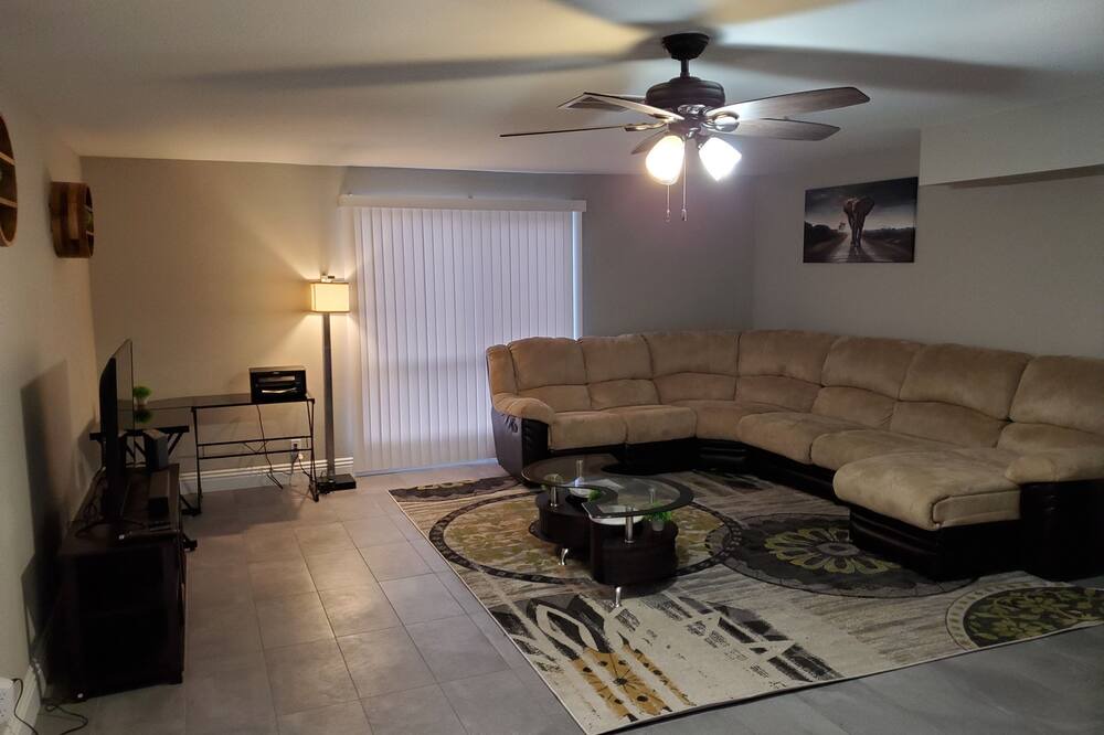 Photo of Livingroom in Rancho Oakey