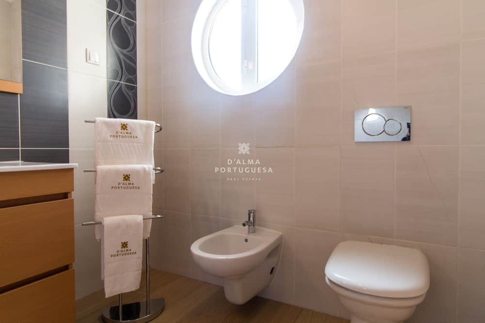 Photo of Bathroom in Vale de Parra