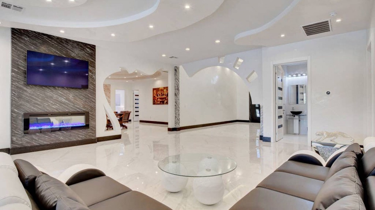 Photo of Livingroom in Spring Valley