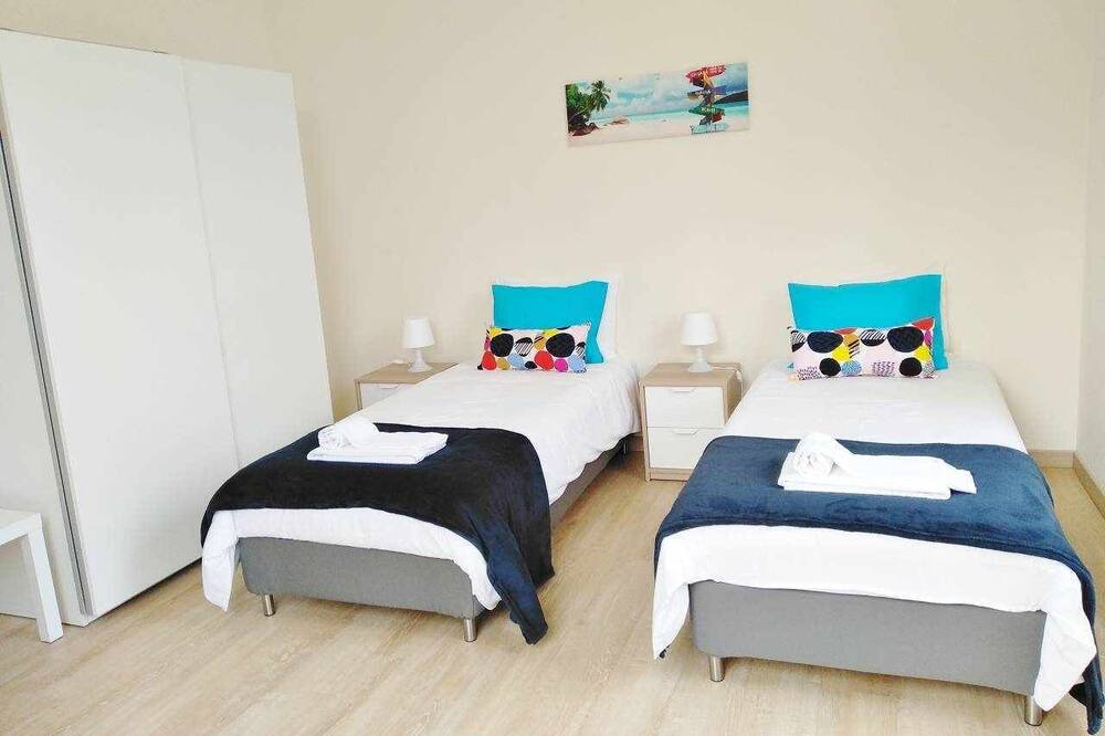 Photo of Bedroom in Oeiras