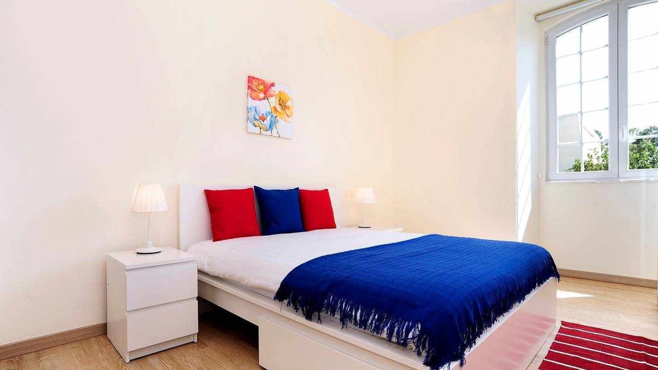 Photo of Bedroom in Oeiras