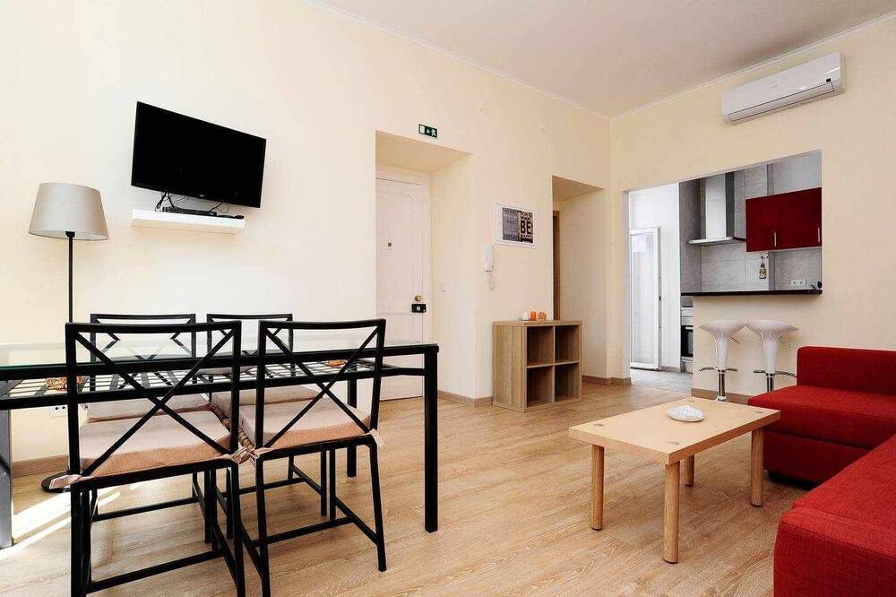 Photo of Livingroom in Oeiras