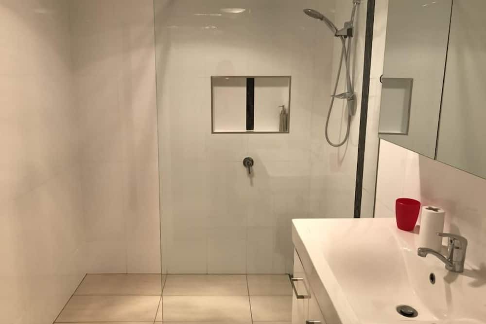 Photo of Bathroom in Gaven