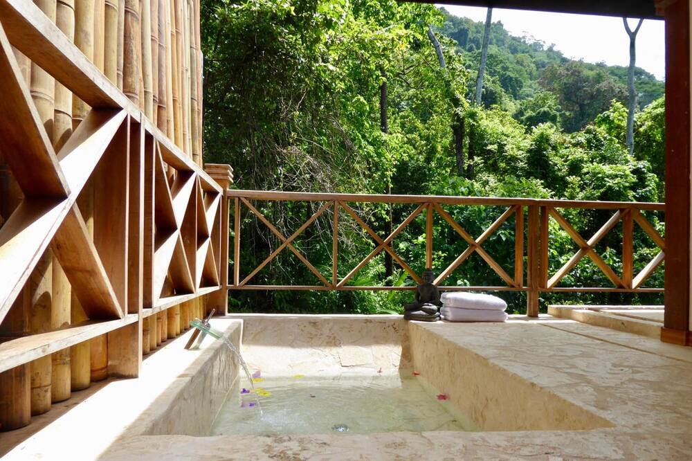 Photo of Bathroom in Ballena