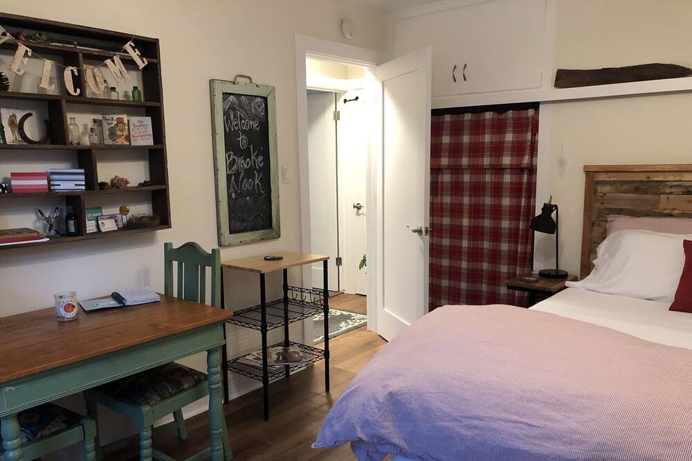Photo of Bathroom in Oak View