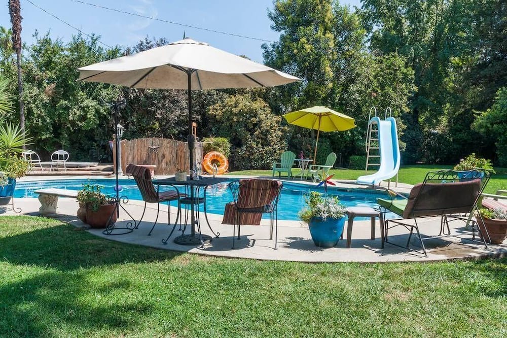 Photo of Outdoor in Tulare