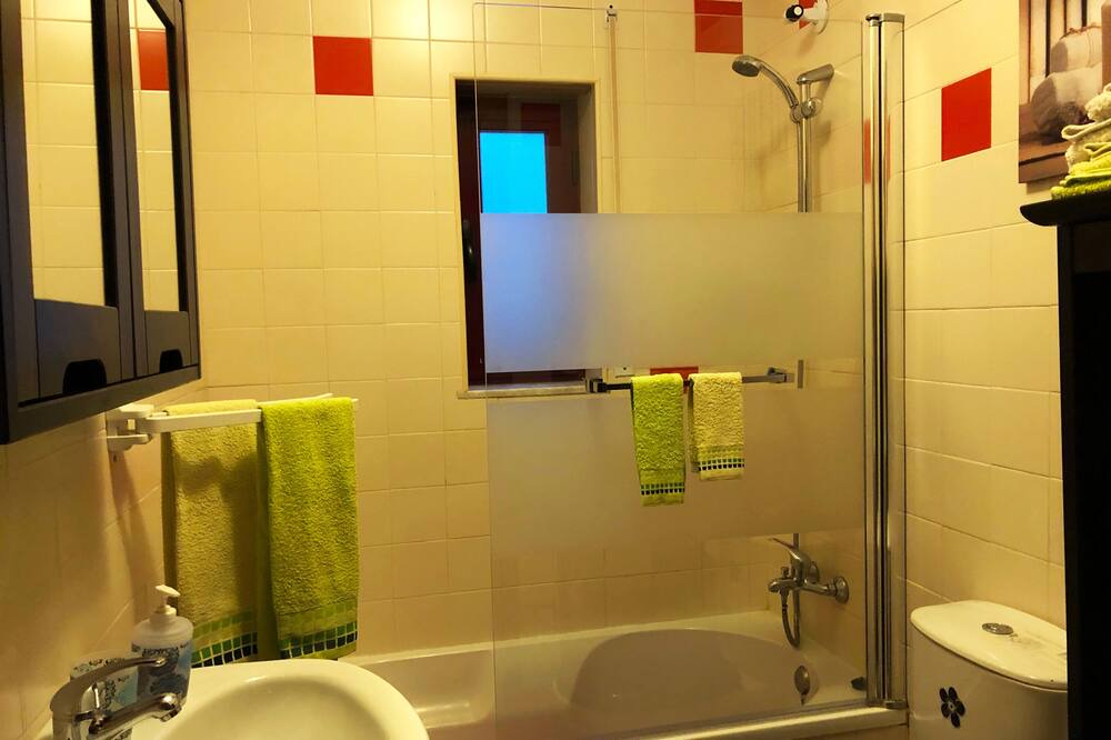 Photo of Bathroom in Evora