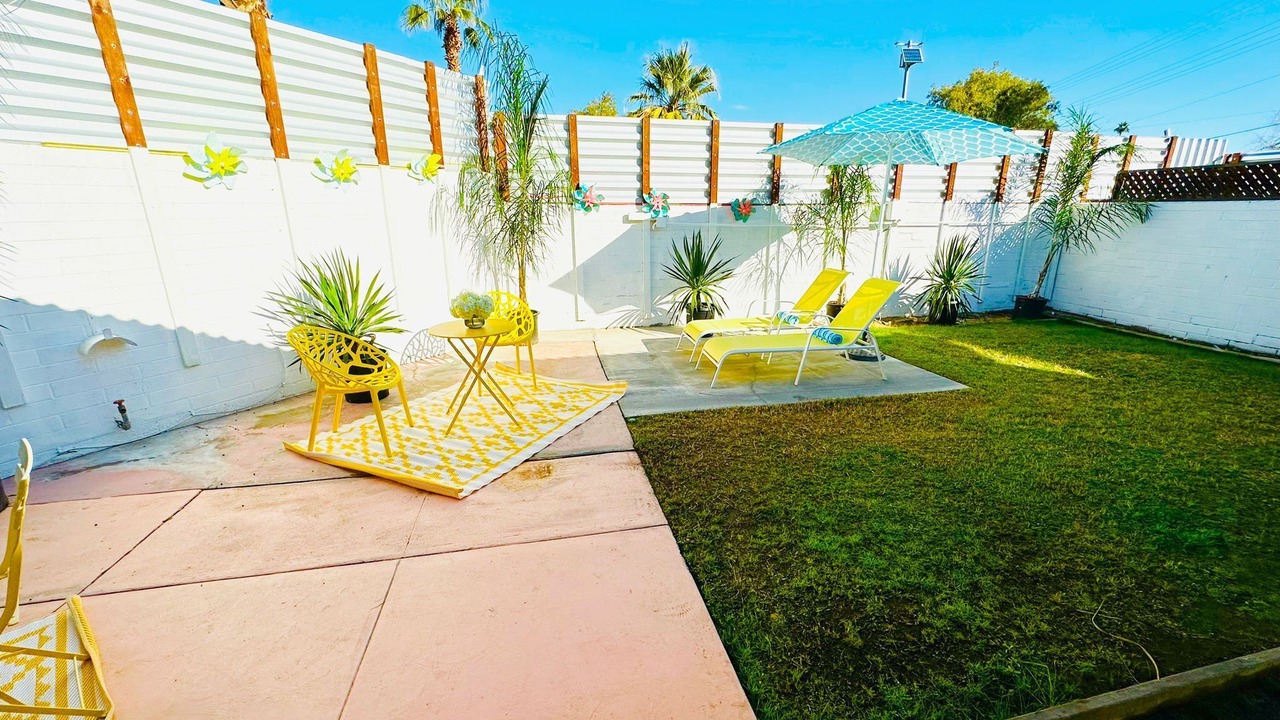 Photo of Outdoor in Tahquitz River Estates