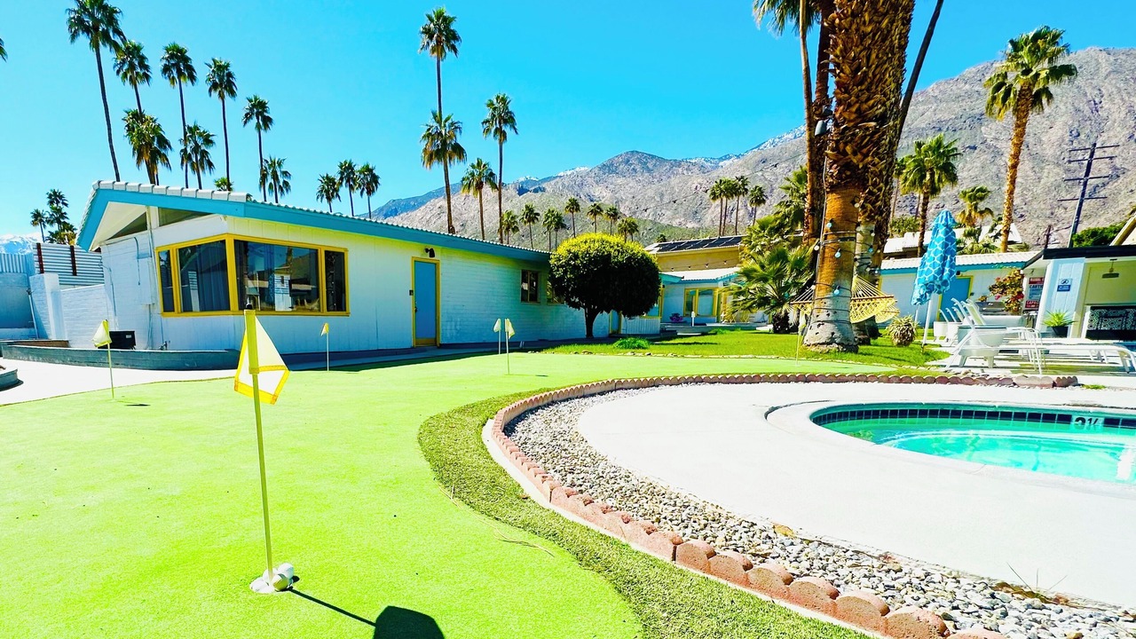 Photo of Outdoor in Tahquitz River Estates