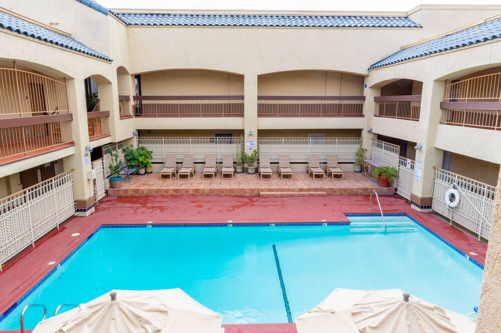 Photo of Outdoor in Artesia