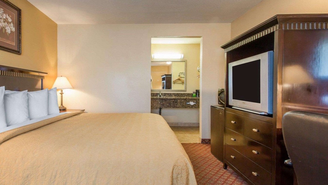 Photo of Bedroom in San Bernardino