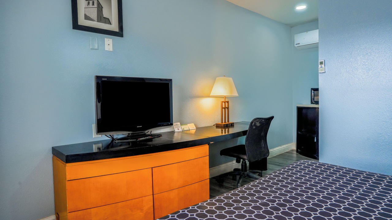 Photo of Bedroom in Buttonwillow