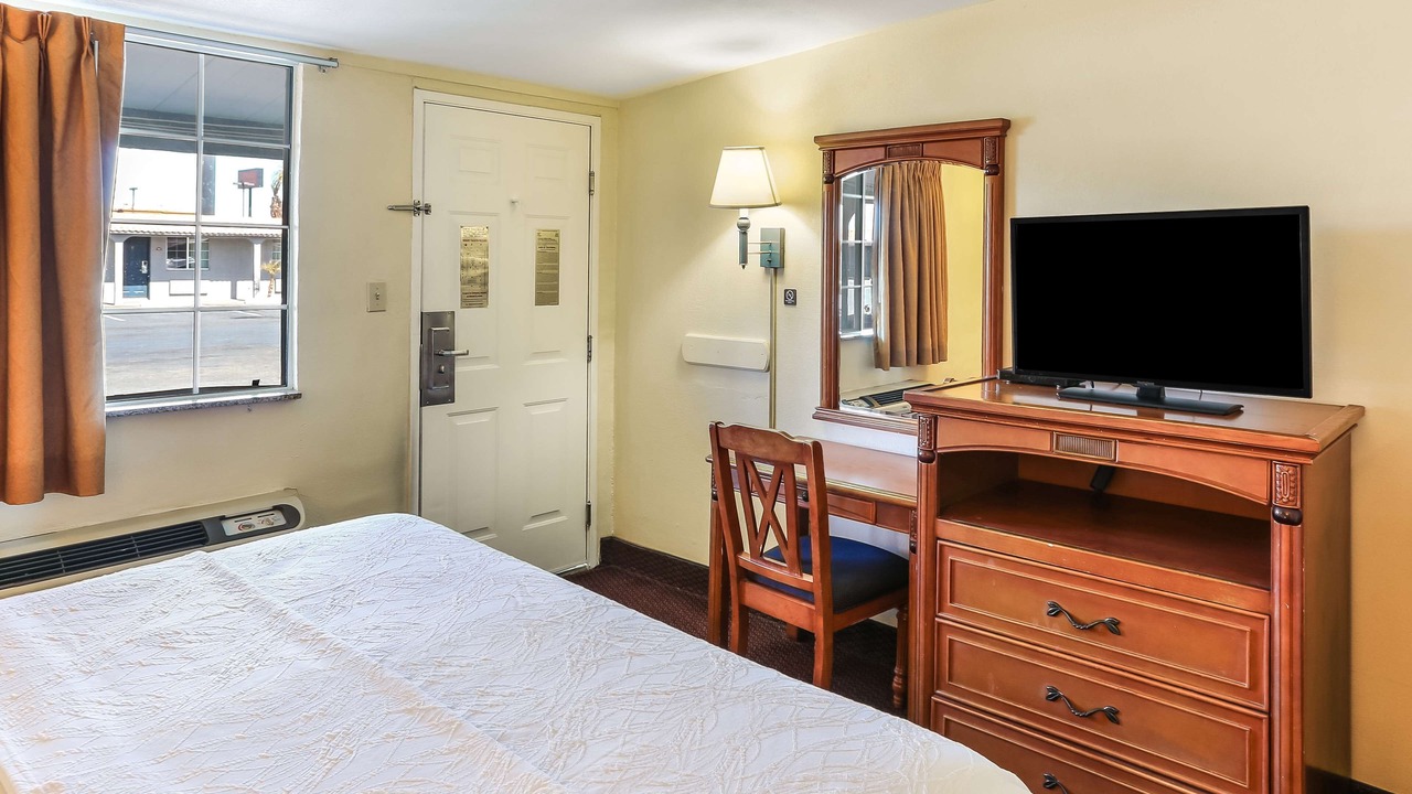 Photo of Bedroom in El Centro