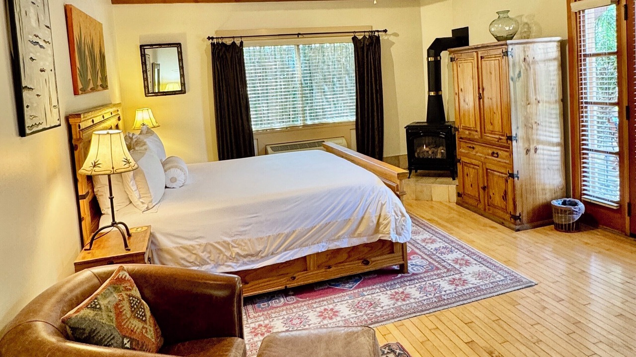 Photo of Bedroom in Mira Monte