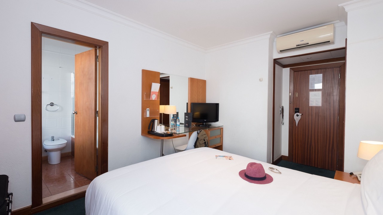 Photo of Bedroom in Evora