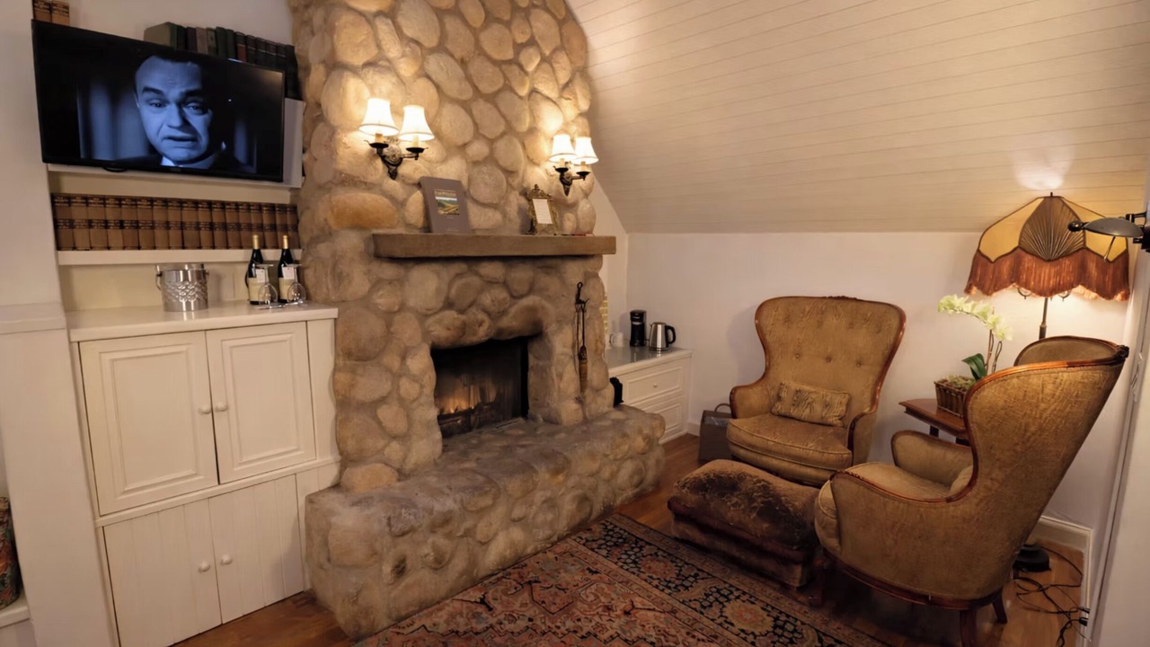 Photo of Livingroom in Upper East