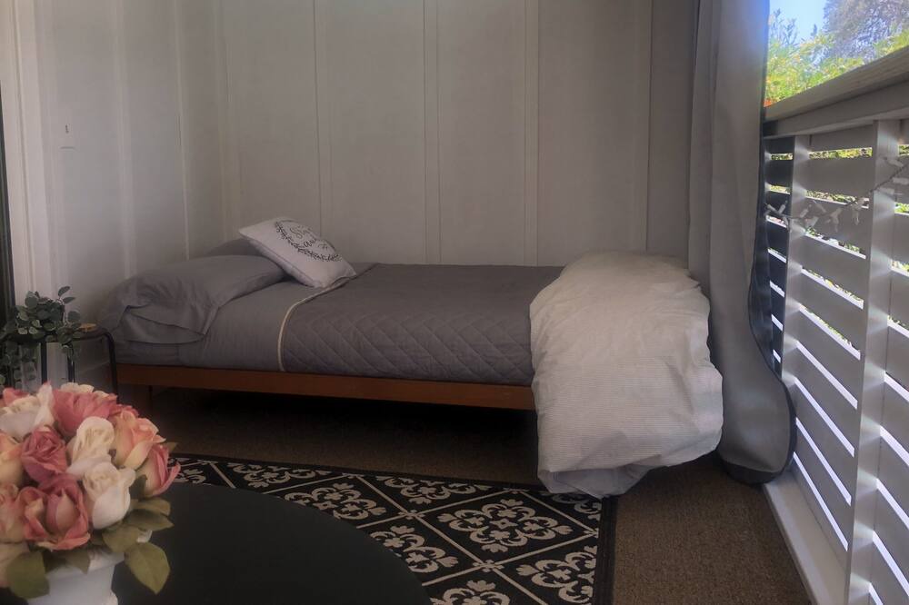 Photo of Bedroom in Oak View