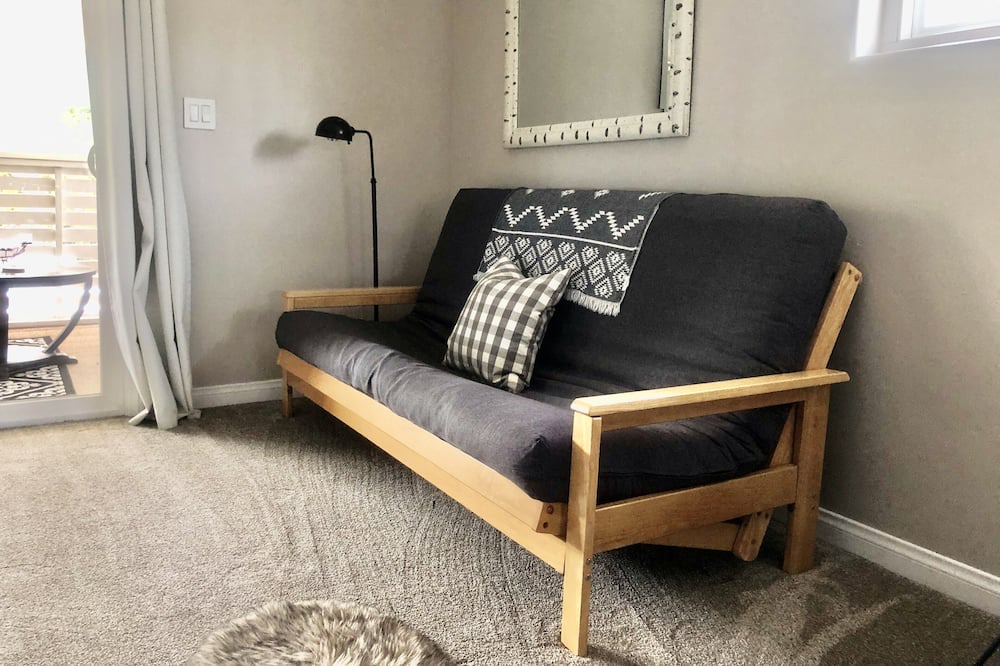 Photo of Livingroom in Oak View