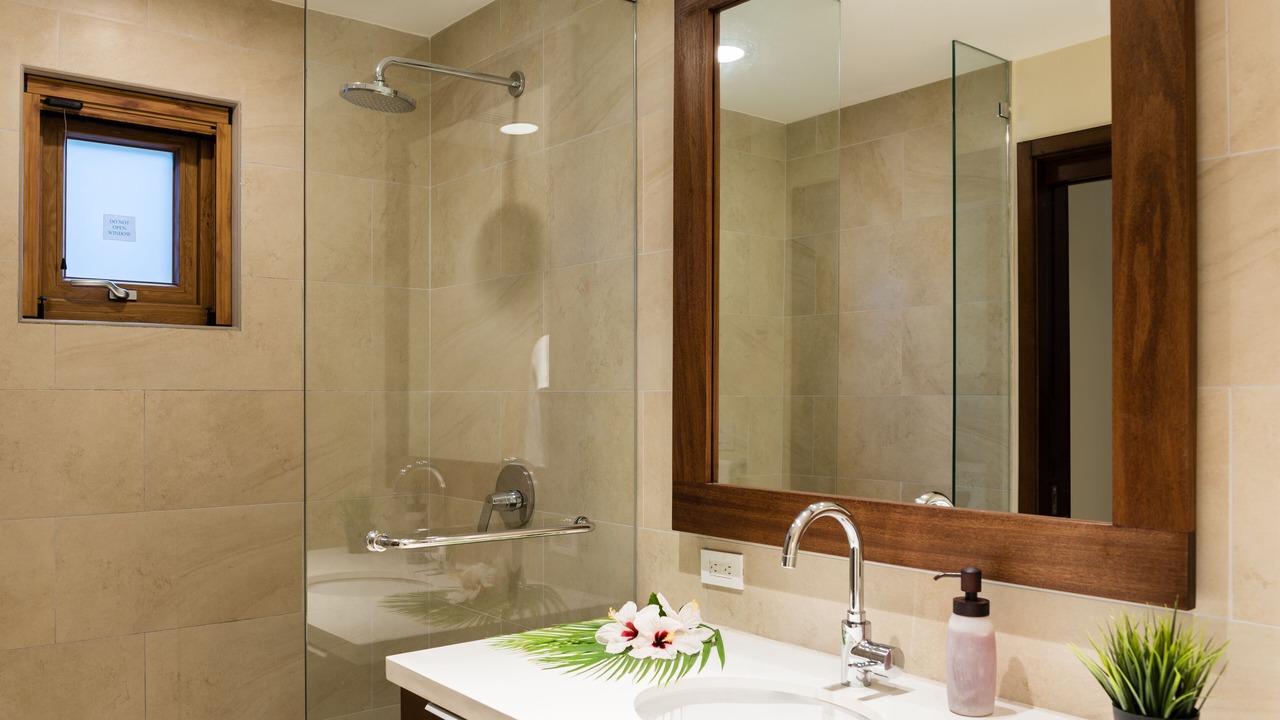Photo of Bathroom in Guacalito de La Isla