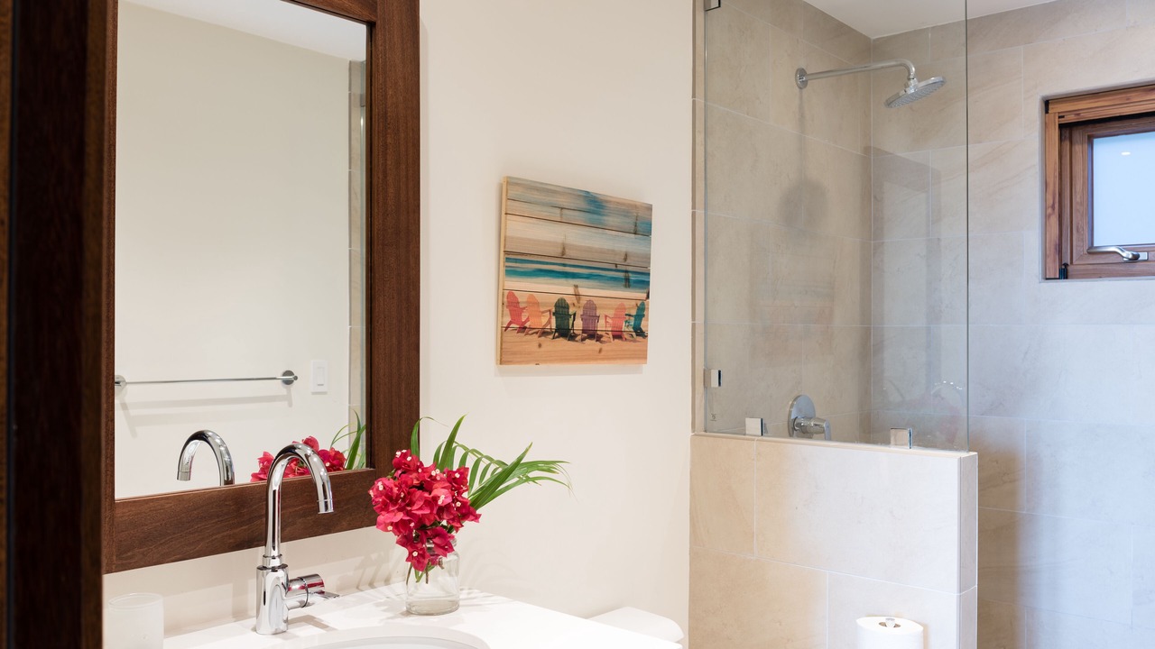 Photo of Bathroom in Guacalito de La Isla