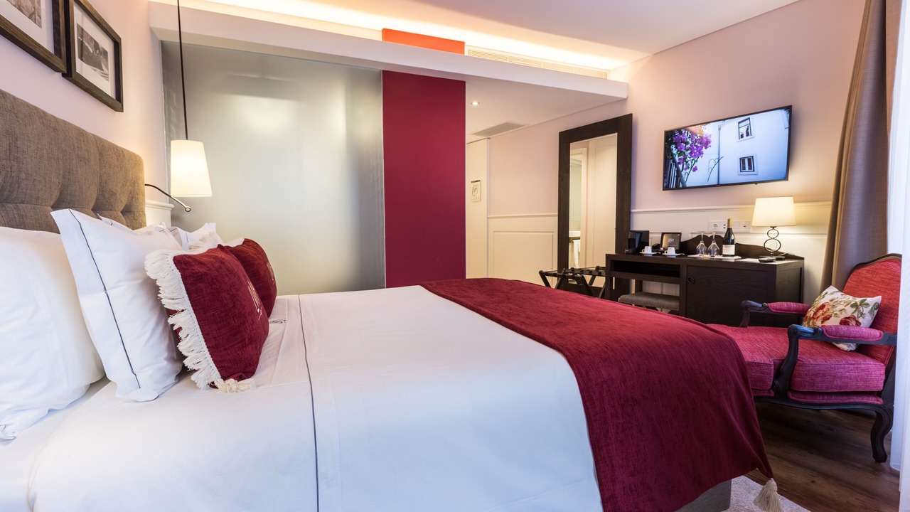 Photo of Bedroom in Baixa