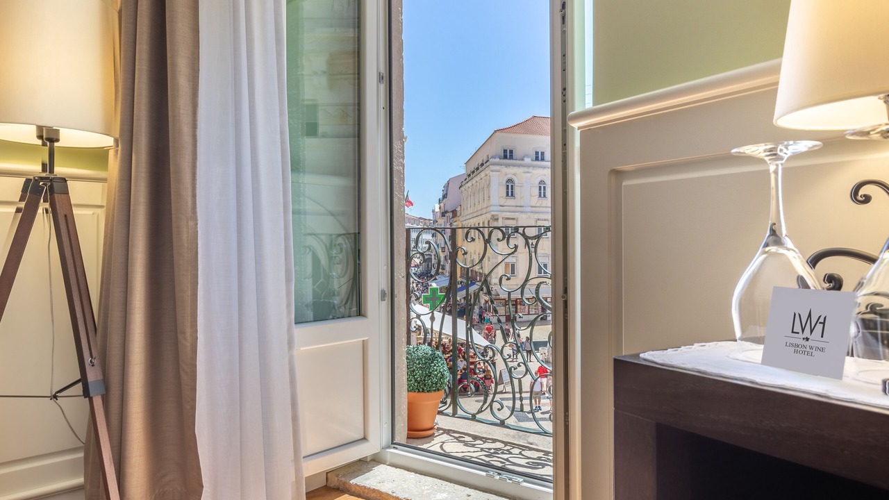 Photo of Patio Balcony in Baixa