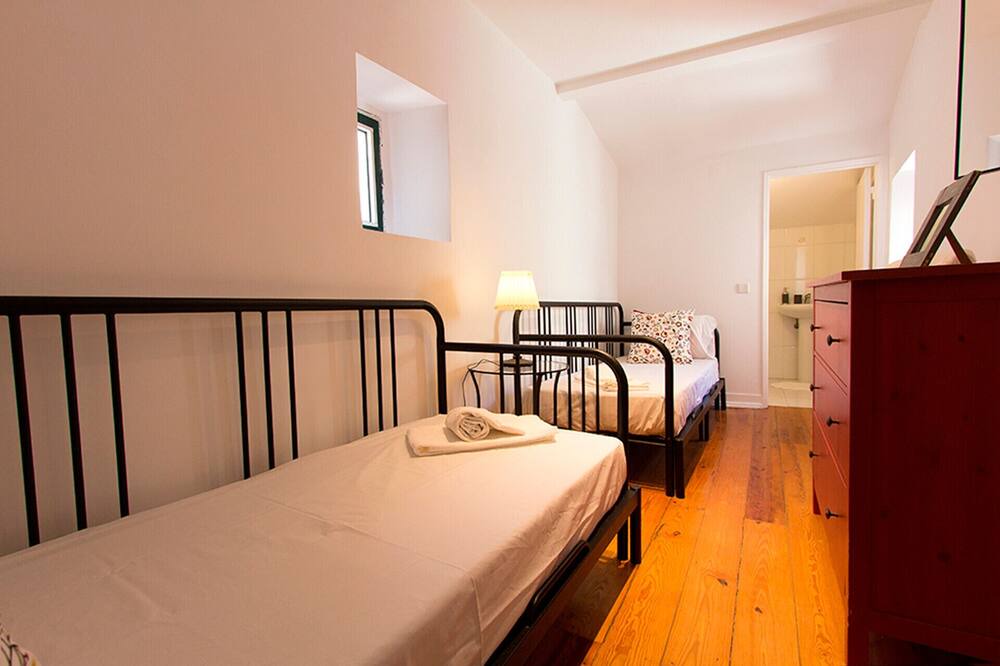 Photo of Bedroom in Baixa