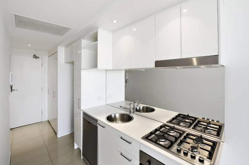 Photo of Kitchen in Biggera Waters