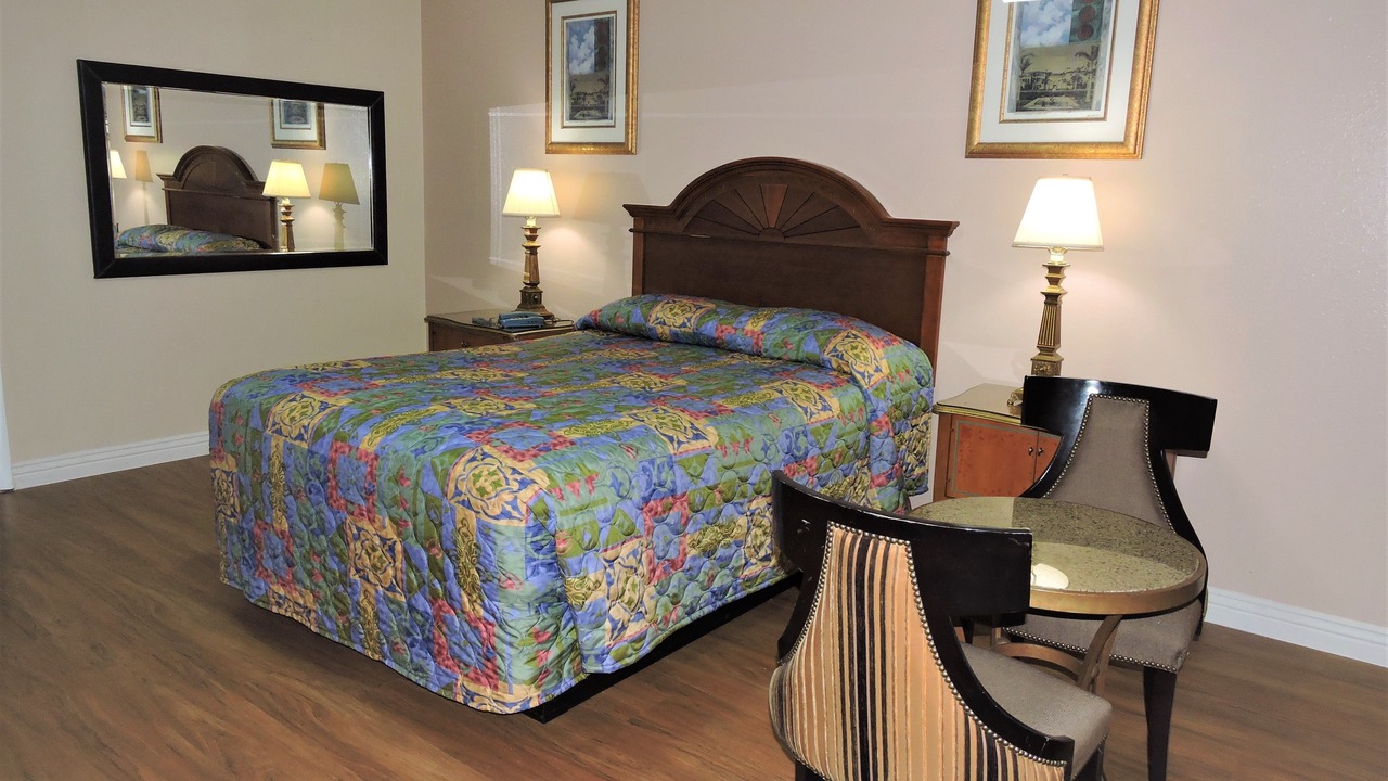 Photo of Bedroom in Sunrise Manor