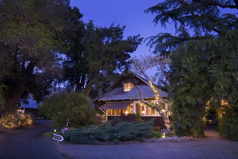 Photo of Outdoor in Woodlake