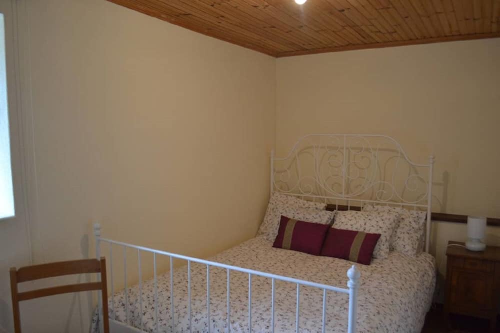 Photo of Bedroom in Resende
